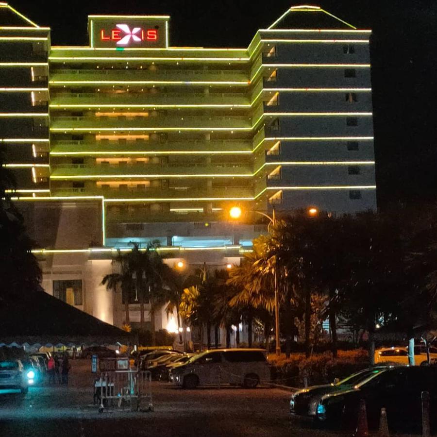Seaview Gateway - Private Owner Hotel Port Dickson Buitenkant foto
